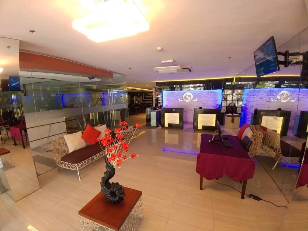 Southpole Central Hotel Cebu Exterior photo