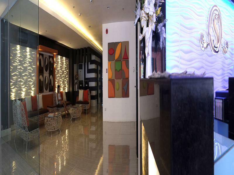 Southpole Central Hotel Cebu Exterior photo